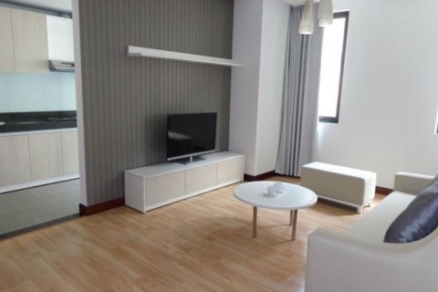 Квартира с 2 спальнями в Хоанкьем, Ханой ,  № 6488
