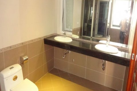 Квартира с 2 спальнями в Тэйхо, Ханой ,  № 7445 20