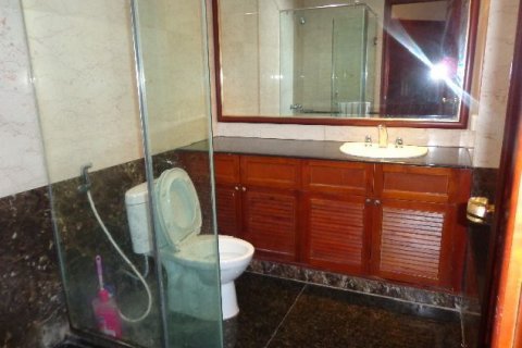 2 bedrooms Apartment in Hai Ba Trung, Ha Noi, No. 7448 16