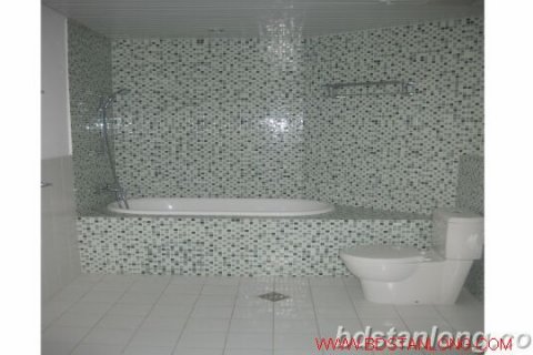 Квартира с 5 спальнями в Тэйхо, Ханой ,  № 8821