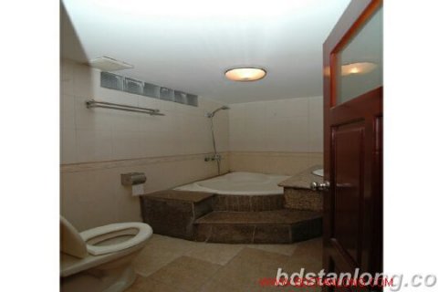 3 bedrooms Villa in Ba Dinh, Ha Noi, No. 8817 9