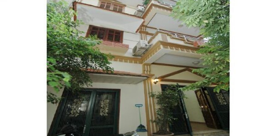 3 bedrooms Villa in Ba Dinh, Ha Noi, No. 8817
