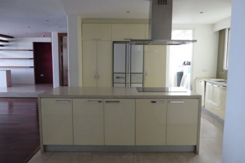 Квартира с 2 спальнями в Тэйхо, Ханой ,  № 6652 4