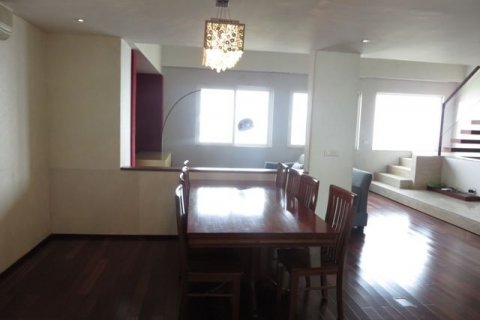 2 bedrooms Apartment in Tay Ho, Ha Noi, No. 6652