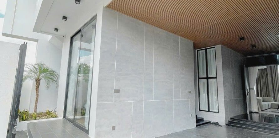 4 bedrooms Villa in Nha Trang, No. 27760