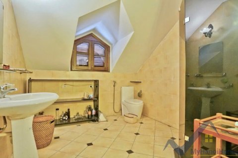 5 bedrooms Villa in Tay Ho, Ha Noi, No. 19763 28