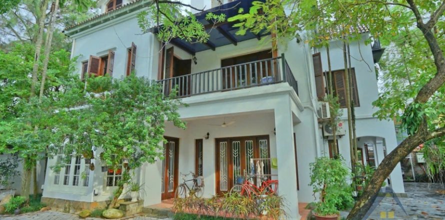 5 bedrooms Villa in Tay Ho, Ha Noi, No. 19763
