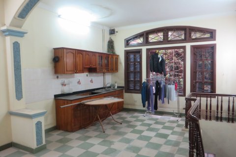 375m2 Office in Dong Da, Ha Noi, No. 6500 4
