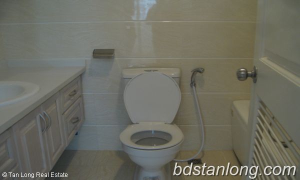 4 bedrooms Apartment in Nam Tu Liem, Ha Noi, Vietnam No. 8505