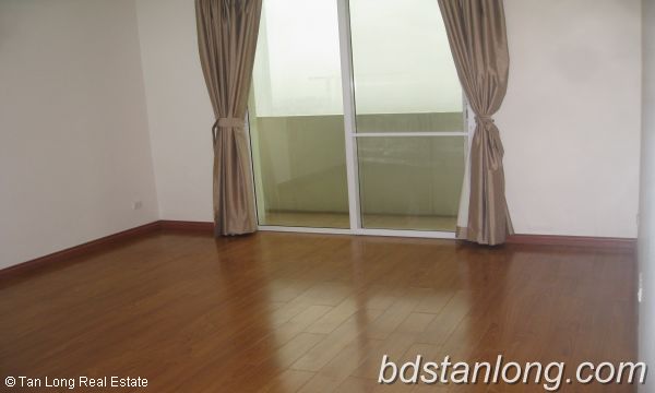 4 bedrooms Apartment in Nam Tu Liem, Ha Noi, Vietnam No. 8505