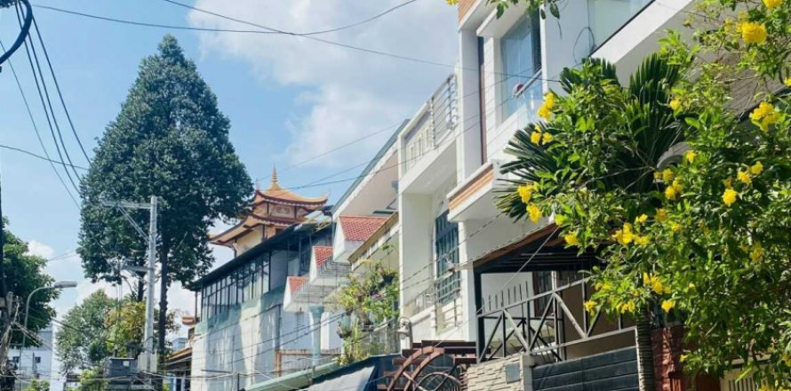 Studio Townhouse in District 7, Ho Chi Minh,  No. 24173