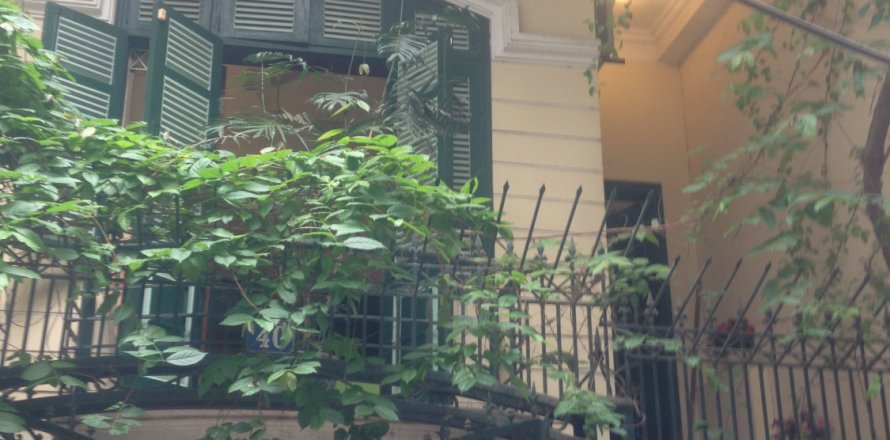3 bedrooms House in Dong Da, Ha Noi, No. 7565