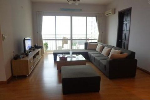 3 bedrooms Apartment in Tay Ho, Ha Noi, No. 7568 2
