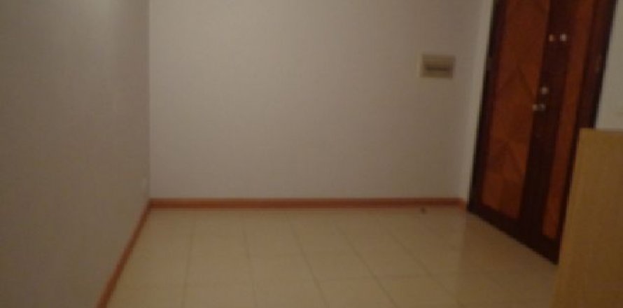 3 bedrooms Apartment in Tay Ho, Ha Noi, No. 7568