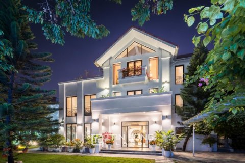 7 bedrooms Villa in Long Bien, Ha Noi, No. 2435