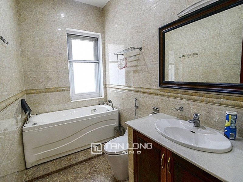 4 bedrooms House in Tay Ho, Ha Noi, Vietnam No. 2385