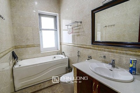 Дом с 4 спальнями в Тэйхо, Ханой , № 2385 17