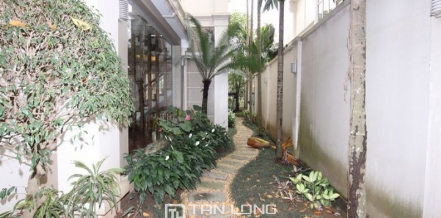 5 bedrooms Villa in Tay Ho, Ha Noi, No. 2436