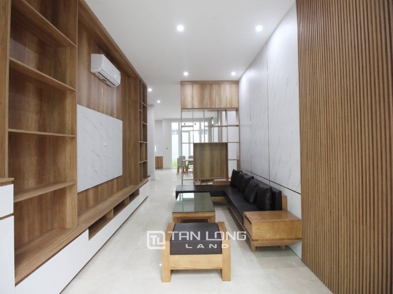 4 bedrooms Villa in Tay Ho, Ha Noi, Vietnam No. 2383