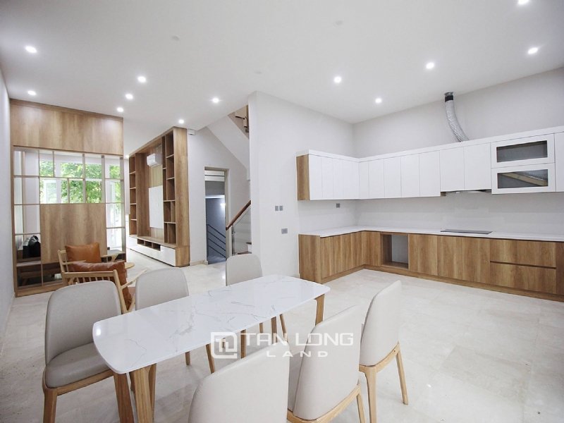 4 bedrooms Villa in Tay Ho, Ha Noi, Vietnam No. 2383