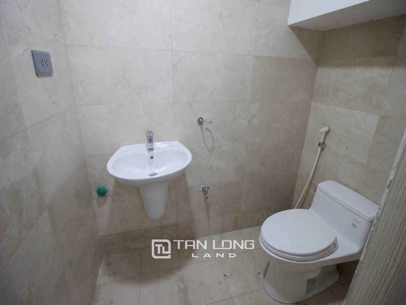 4 bedrooms Villa in Tay Ho, Ha Noi, Vietnam No. 2383