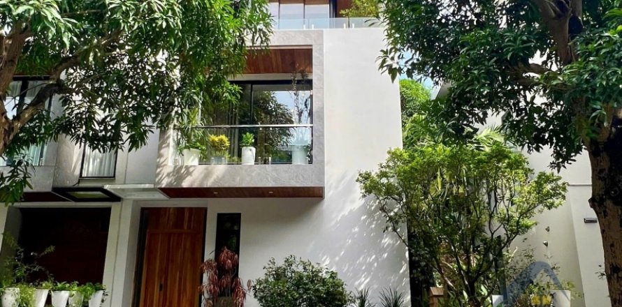 4 bedrooms Villa in Ha Noi,  No. 26449