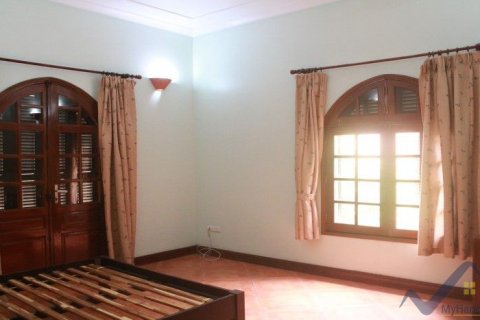 3 bedrooms Villa in Tay Ho, Ha Noi, No. 19692 19