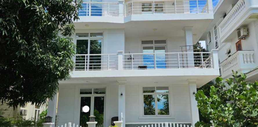 4 bedrooms Villa in Nha Trang, No. 28217