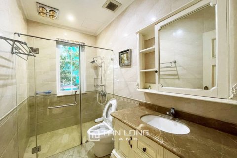 Квартира с 4 спальнями в Лонгбьен, Ханой , № 2291 12
