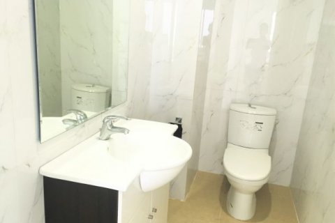 Вилла с 3 спальнями в Лонгбьен, Ханой ,  № 5277 8