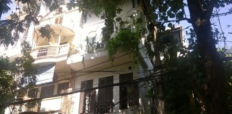 6 bedrooms Villa in Ba Dinh, Ha Noi,  No. 1932