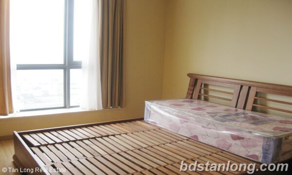 3 bedrooms Apartment in Dong Da, Ha Noi, Vietnam No. 8241