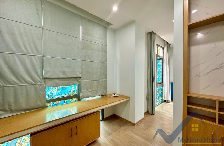 5 bedrooms Villa in Long Bien, Ha Noi, Vietnam No. 26402