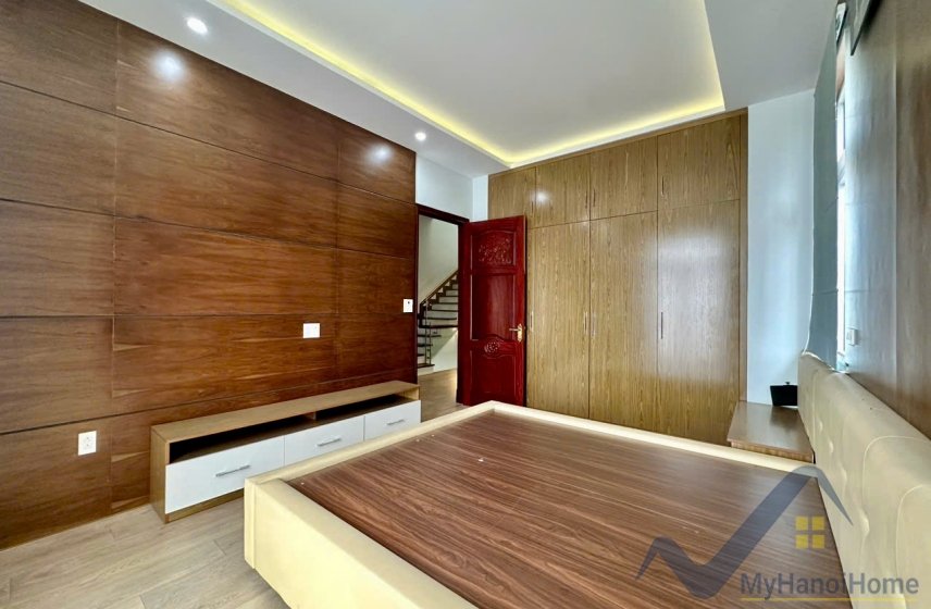 5 bedrooms Villa in Long Bien, Ha Noi, Vietnam No. 26402