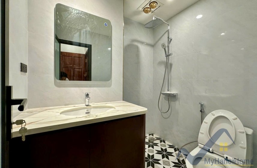 4 bedrooms House in Long Bien, Ha Noi, Vietnam No. 26406