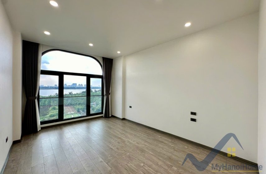 4 bedrooms House in Long Bien, Ha Noi, Vietnam No. 26406