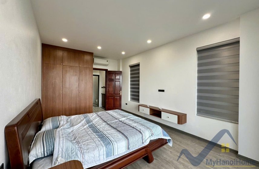 4 bedrooms House in Long Bien, Ha Noi, Vietnam No. 26406