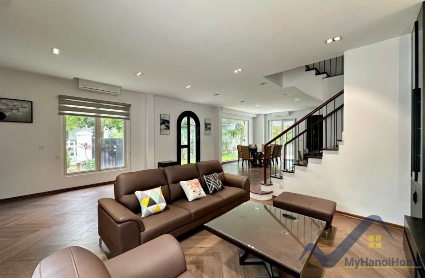 4 bedrooms Villa in Long Bien, Ha Noi, Vietnam No. 26404