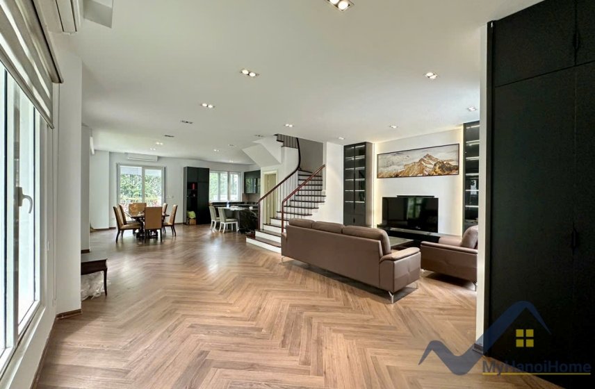 4 bedrooms Villa in Long Bien, Ha Noi, Vietnam No. 26404