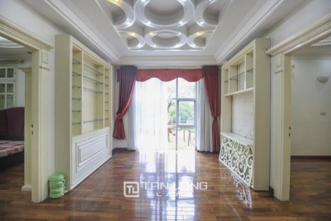 Вилла с 5 спальнями в Тэйхо, Ханой ,  № 2499 5