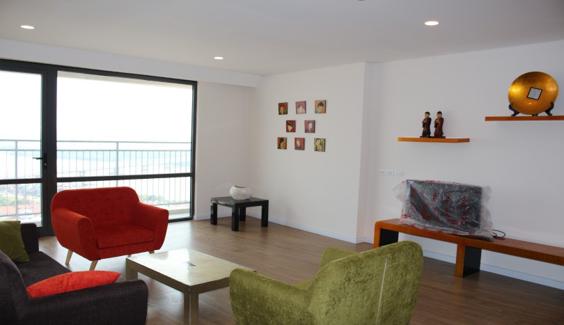 3 bedrooms Apartment in Long Bien, Ha Noi, Vietnam No. 19894