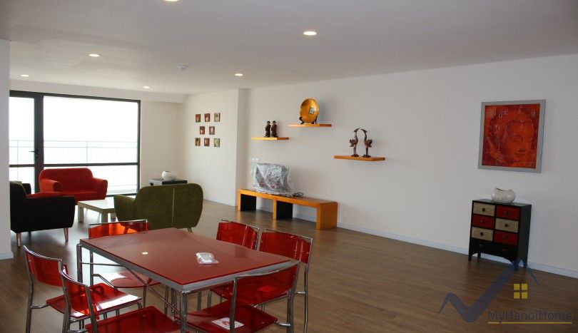 3 bedrooms Apartment in Long Bien, Ha Noi, Vietnam No. 19894