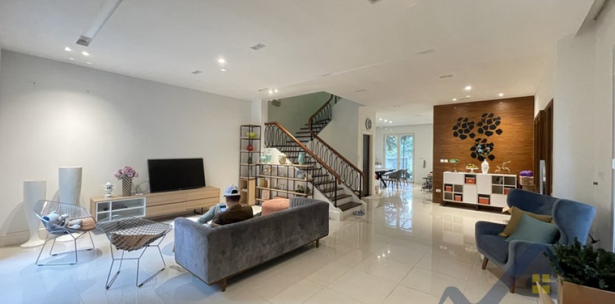 4 bedrooms Villa in Long Bien, Ha Noi, No. 19909