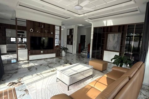 5 bedrooms Villa in Nha Trang, No. 27795