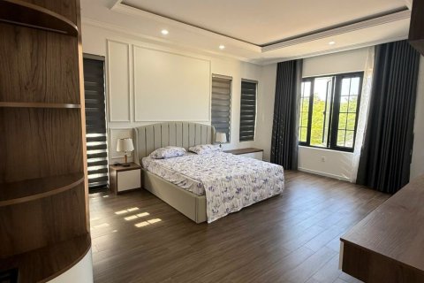 5 bedrooms Villa in Nha Trang, No. 27795 8