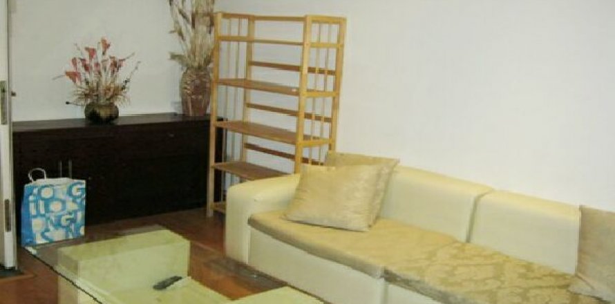 2 bedrooms Apartment in Nam Tu Liem, Ha Noi, No. 8472