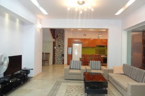 Дом с 5 спальнями в Тэйхо, Ханой ,  № 8071 2