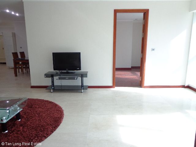 3 bedrooms Apartment in Tay Ho, Ha Noi, Vietnam No. 7437