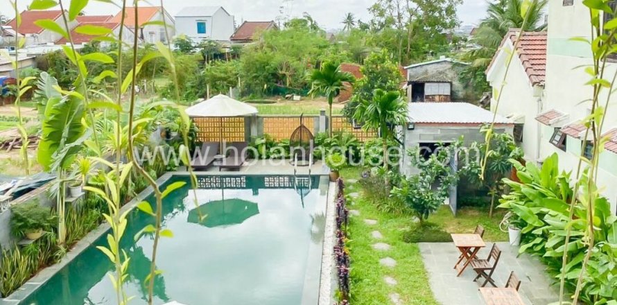 Вилла с 5 спальнями в Hoi An, № 15977