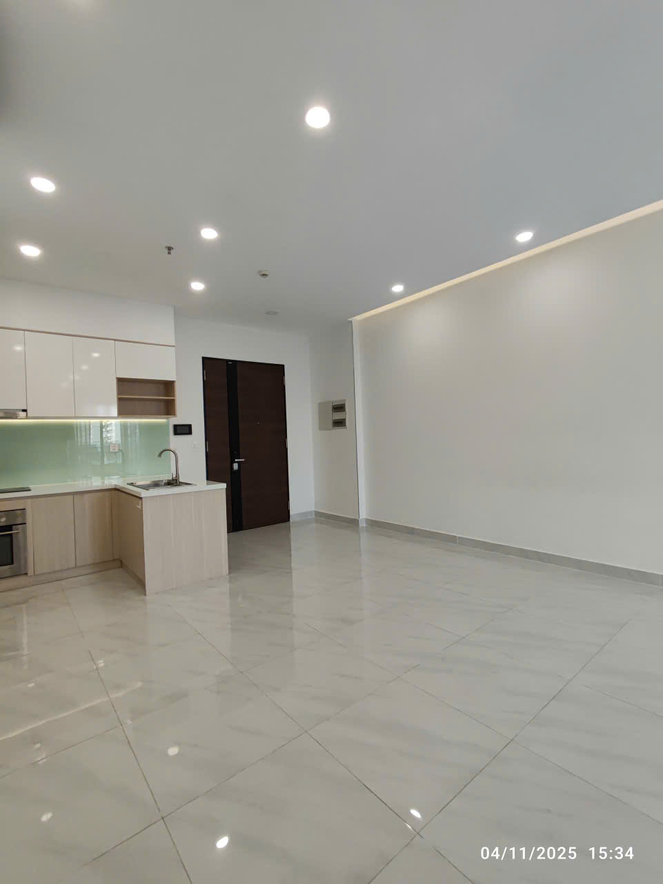 2 bedrooms Shop in District 7, Ho Chi Minh, Vietnam No. 29946